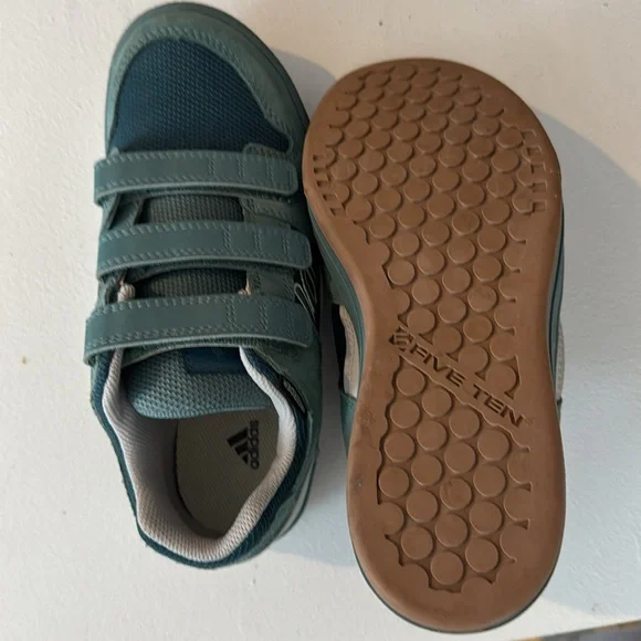 adidas Blue and White Sneakers with Cushioned Sole - Picture 3 of 4